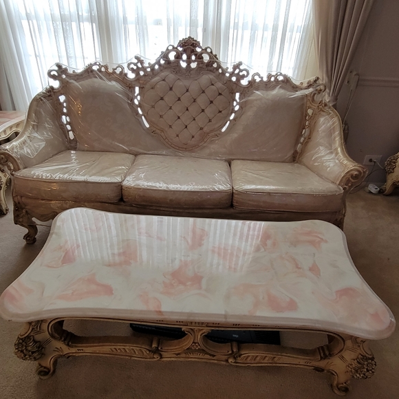 French Rossi Furniture 11 pc set - Picture 4 of 5